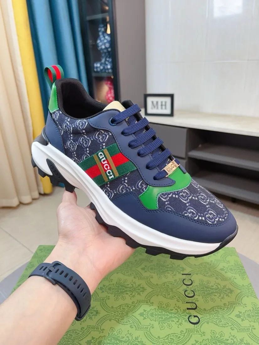Men's shoes 💰458🌹🌹[GUCCI] Gucci's new lace-up casual men's shoes are on the market first, and the materials and workmanship are superior to all versions on the market. The highest quality shipped first-layer cowhide with imported original perforated materials➕Genuine leather lining, privately molded soft outsole, high foot comfort, imported special materials highlight the brand's unique charm, high-end customization 38-44